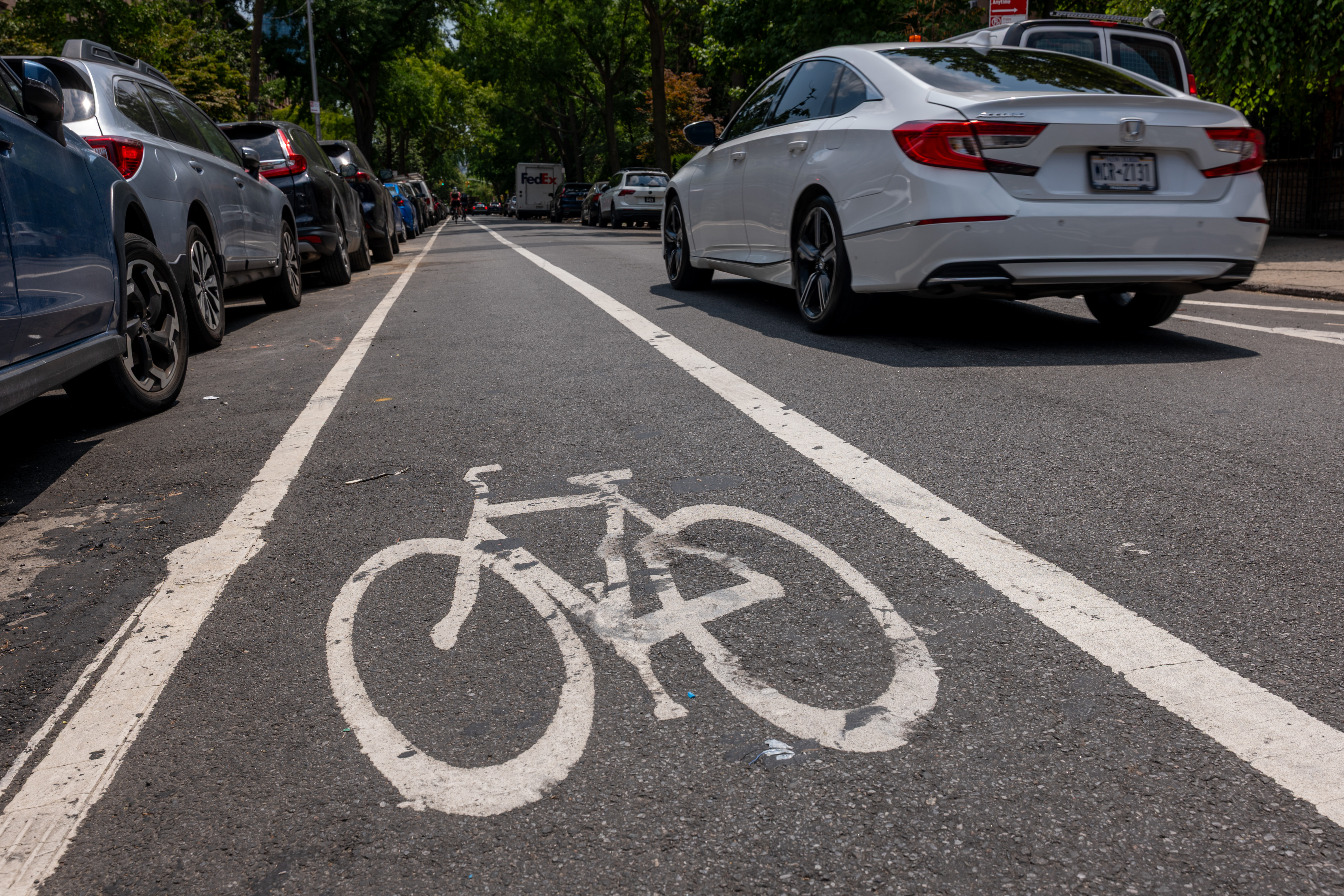 Ballot questions ask NYC voters whether to cut red tape on outdoor dining, bike lanes — Gothamist, Beaumont Dining news