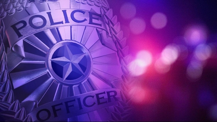 Husband struck man with water bottle, wife joined fight after dispute over softball cheers in Sugar Land, police say — KHOU 11 (Houston), Beaumont Sports news
