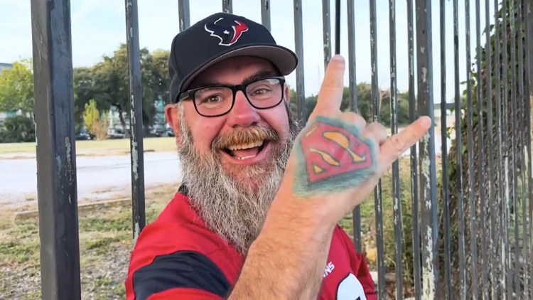 ‘This is my team’ | Texans fan drives from San Antonio to Houston for every home game — KHOU 11 (Houston), Beaumont Sports news