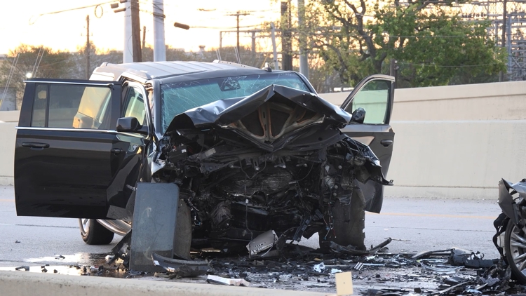 Deadly wrong-way crash shuts down South Loop near Highway 288 — KHOU 11 (Houston), Beaumont Community news